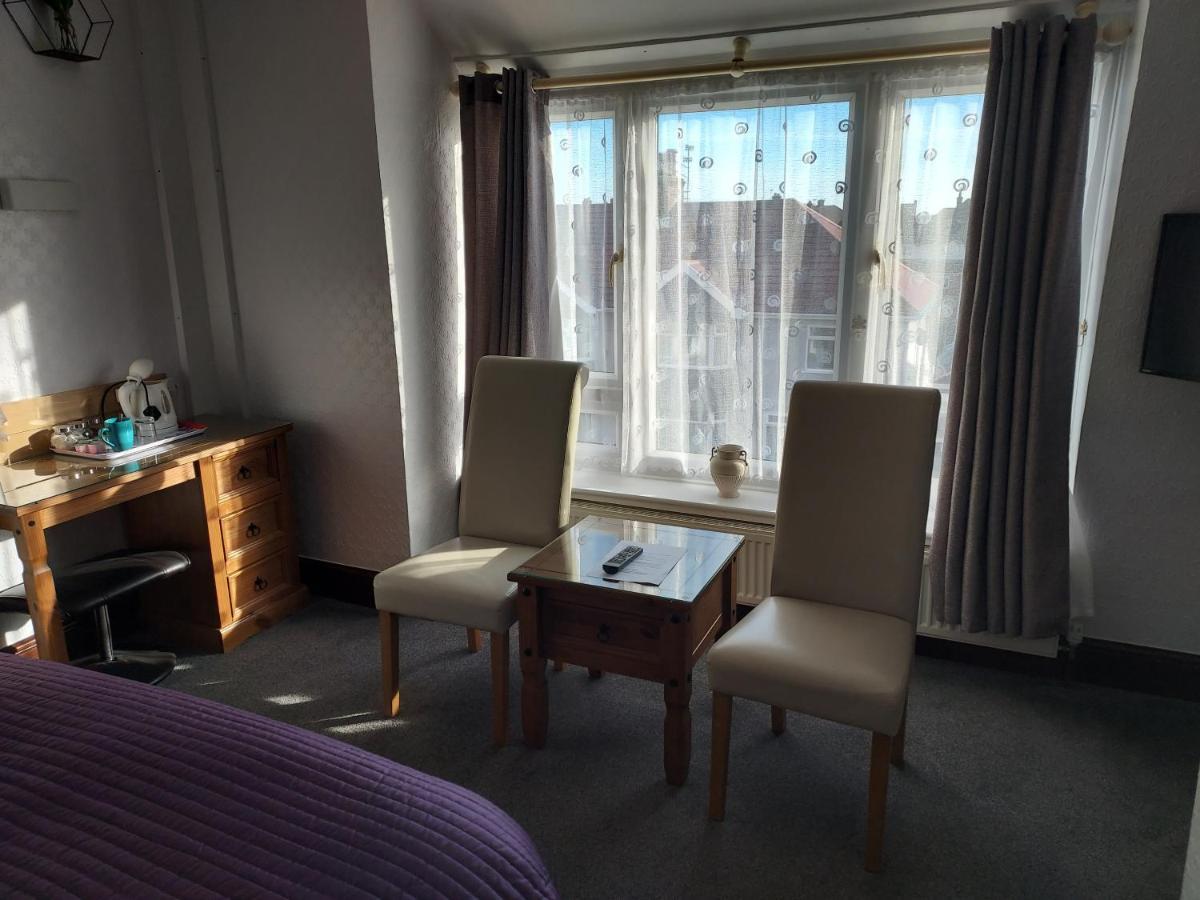 Maluth Lodge Great Yarmouth Esterno foto