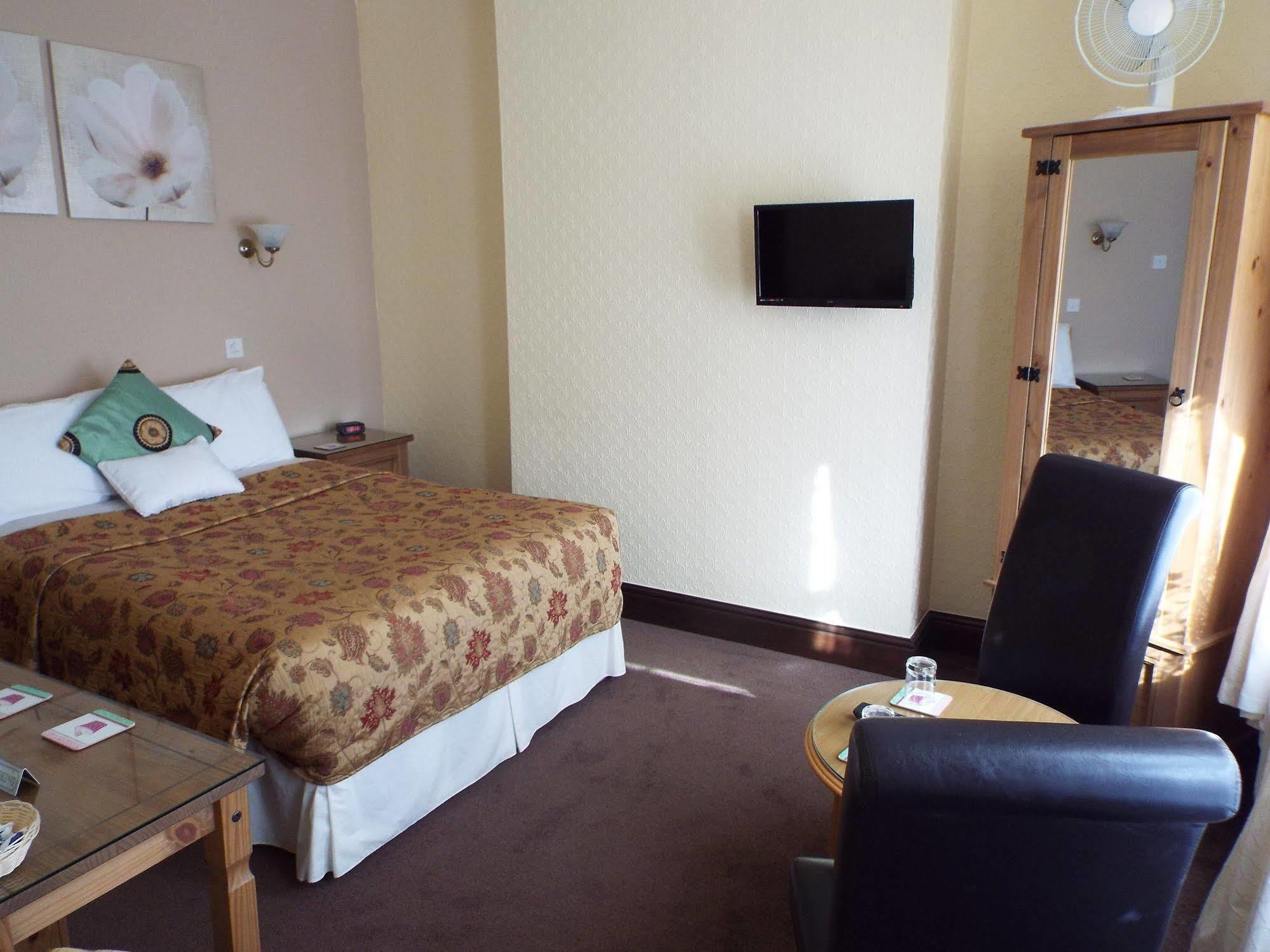 Maluth Lodge Great Yarmouth Esterno foto