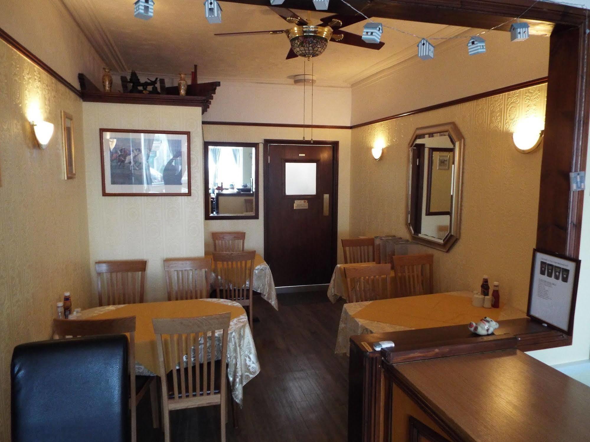 Maluth Lodge Great Yarmouth Esterno foto